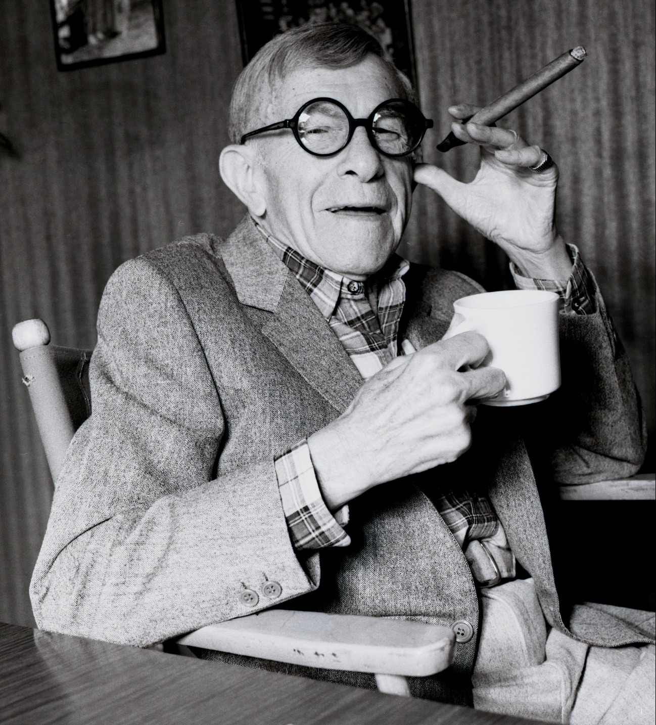 George Burns still with the cigar, even in his later years 